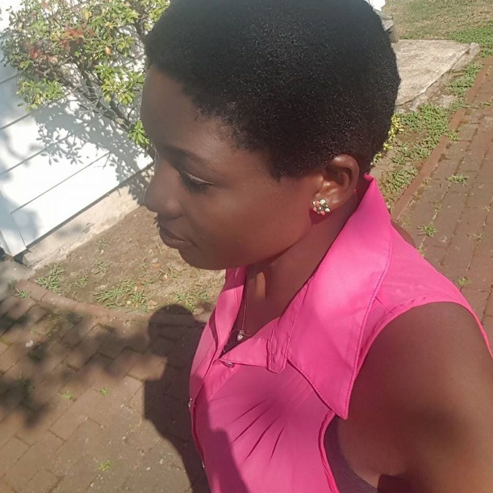 Meet your Posher, Angie